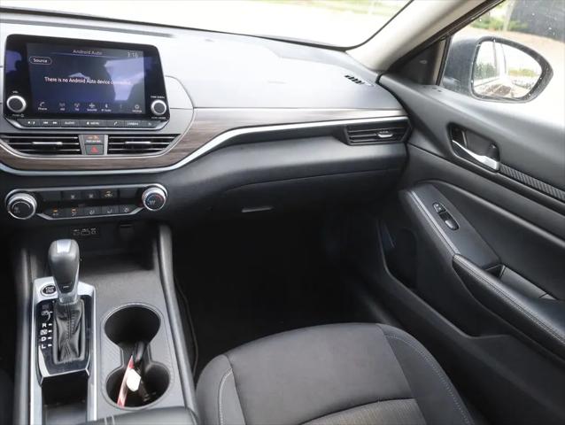 2025 Nissan Altima SV FWD