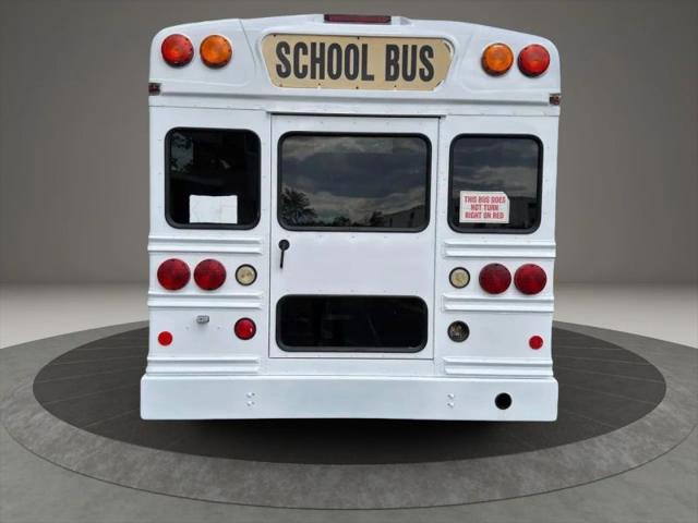 2008 Ford E-450 Cutaway XL