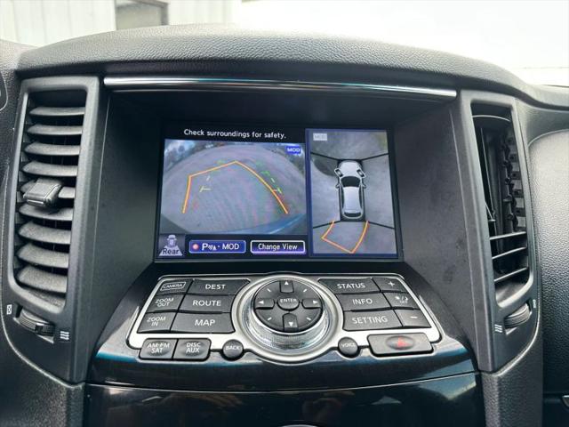 2017 INFINITI QX70 3.7