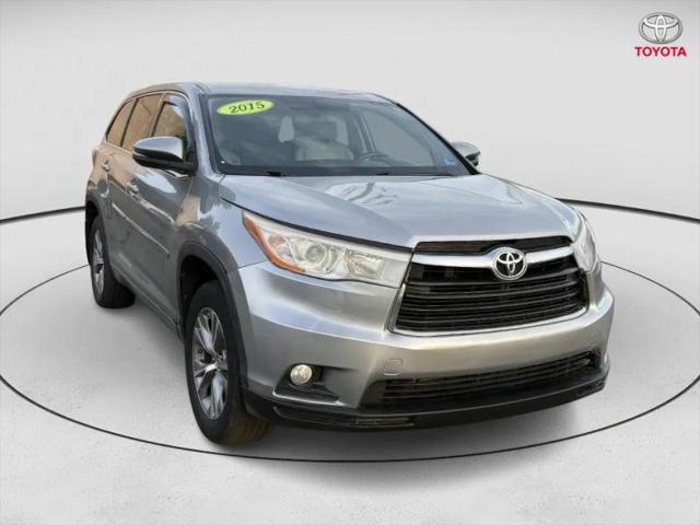 2015 Toyota Highlander LE Plus V6 for sale in Sterling, VA
