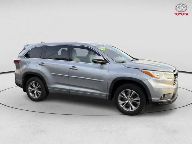 2015 Toyota Highlander LE Plus V6