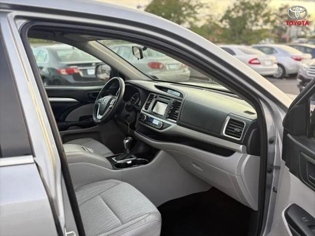2015 Toyota Highlander LE Plus V6