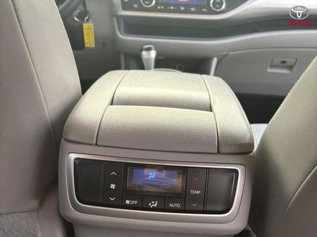 2015 Toyota Highlander LE Plus V6