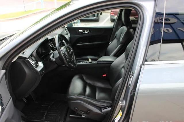 2018 Volvo XC60 T5 Momentum