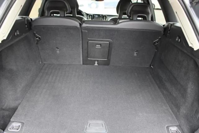 2018 Volvo XC60 T5 Momentum