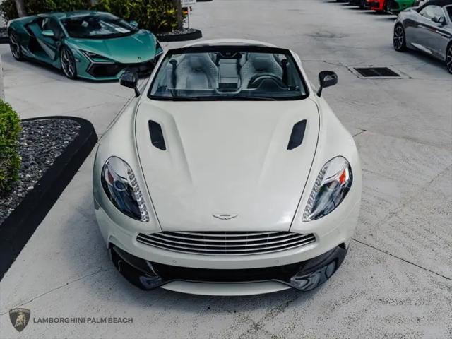 2014 Aston Martin Vanquish Volante