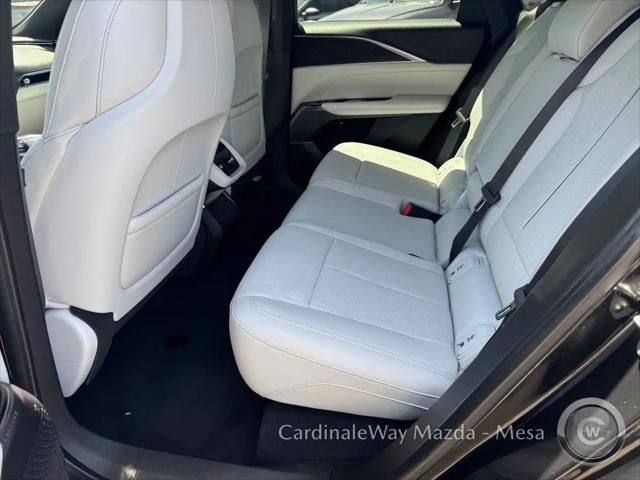 2024 Cadillac iQ Sport w/1SF