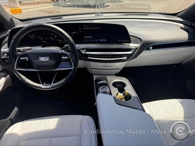 2024 Cadillac iQ Sport w/1SF