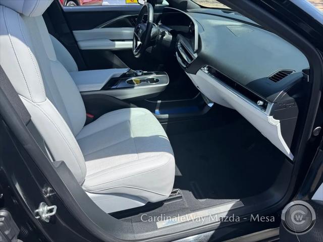 2024 Cadillac iQ Sport w/1SF