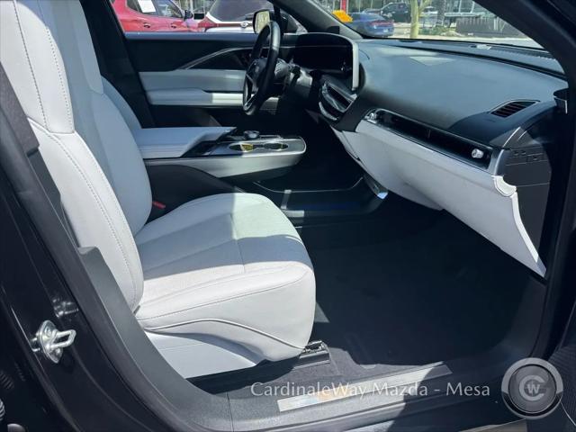 2024 Cadillac iQ Sport w/1SF