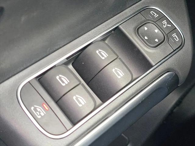 2026 Mercedes-Benz GLB 4MATIC