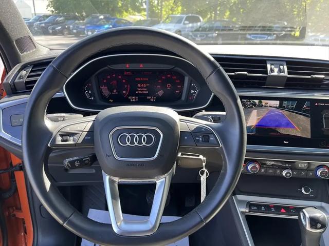 2025 Audi Q3 Premium 45 TFSI S line quattro Tiptronic