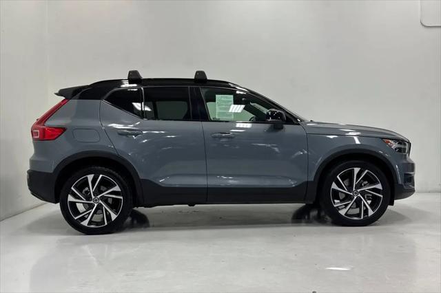 2021 Volvo XC40 T5 R-Design