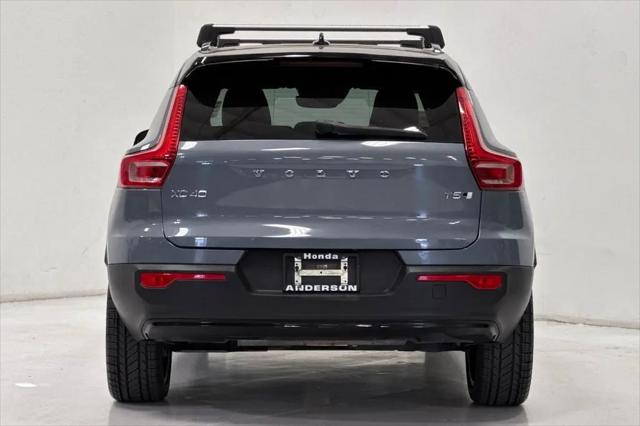 2021 Volvo XC40 T5 R-Design