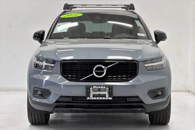 2021 Volvo XC40 T5 R-Design