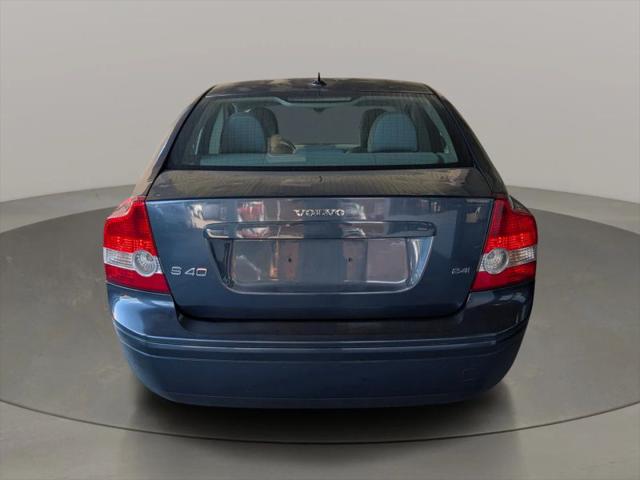 2005 Volvo S40 2.4i