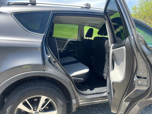 2016 Toyota RAV4 XLE