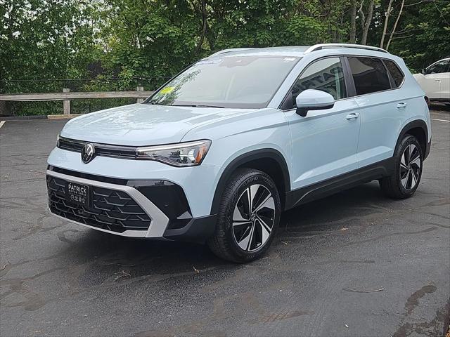 2025 Volkswagen Taos 1.5T SE