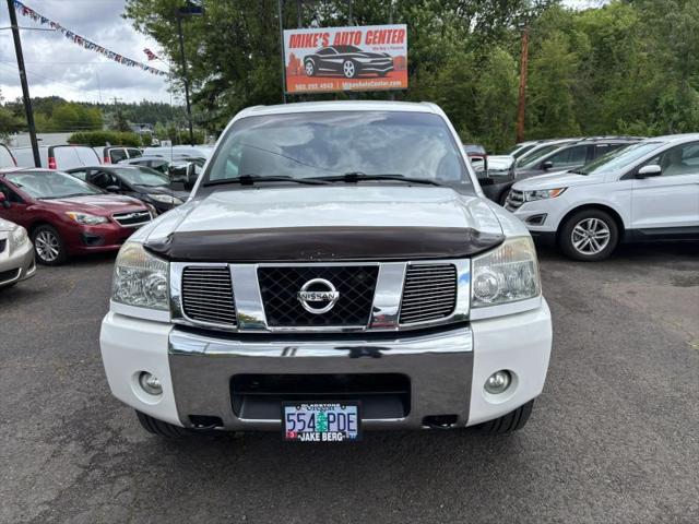 2004 Nissan Titan LE