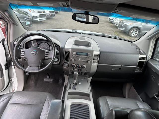 2004 Nissan Titan LE