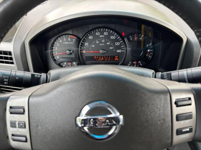2004 Nissan Titan LE