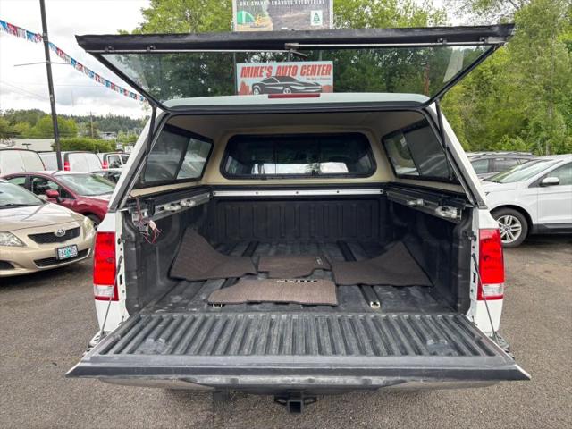 2004 Nissan Titan LE