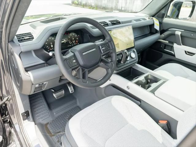 2026 Land Rover Defender P500 V8