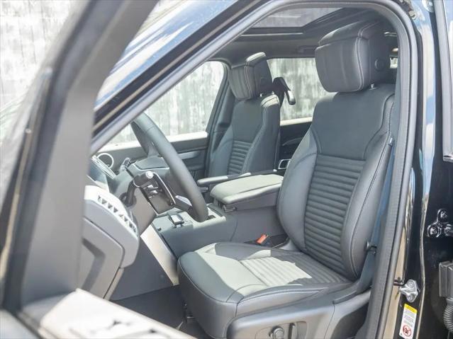 2026 Land Rover Discovery Gemini Edition