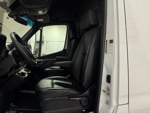 2025 Mercedes-Benz Sprinter 2500 Standard Roof 4-Cyl Diesel