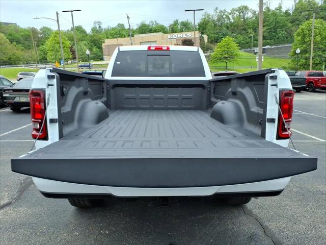 2026 Ram 2500 Black Express Crew Cab 4x4 8" Box