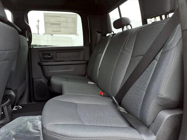 2026 Ram 2500 Black Express Crew Cab 4x4 8 Box