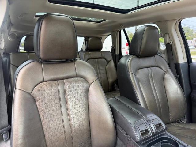 2011 Lincoln MKX Base