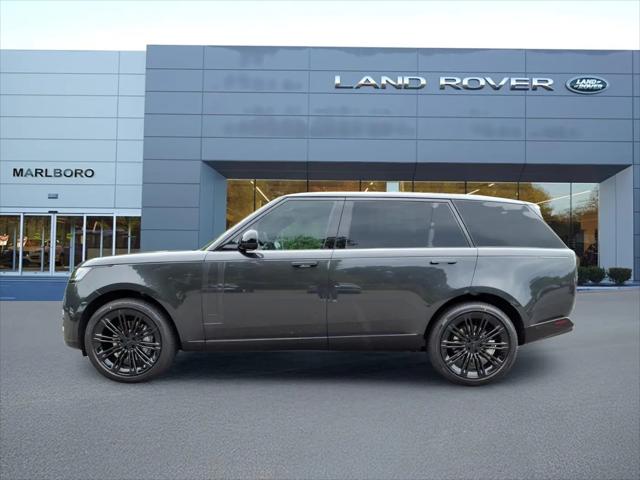 2026 Land Rover Range Rover P400 SE 7 Seat