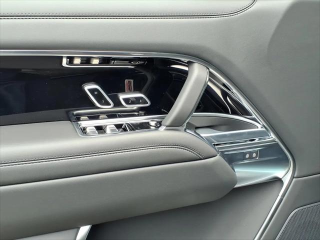 2026 Land Rover Range Rover P400 SE 7 Seat