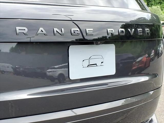 2026 Land Rover Range Rover P400 SE 7 Seat