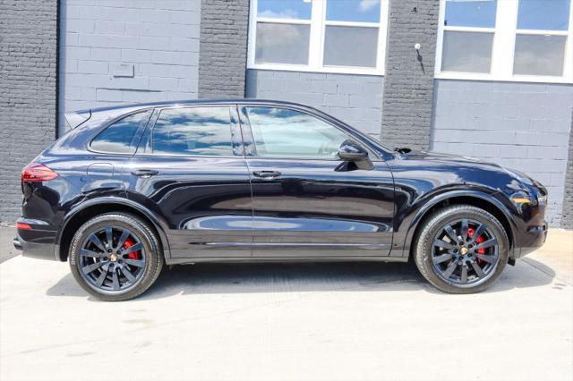 2016 Porsche Cayenne S