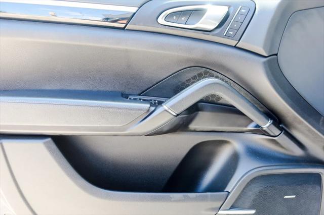 2016 Porsche Cayenne S
