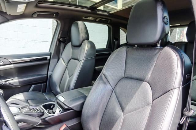 2016 Porsche Cayenne S