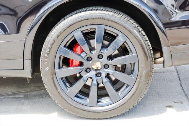 2016 Porsche Cayenne S