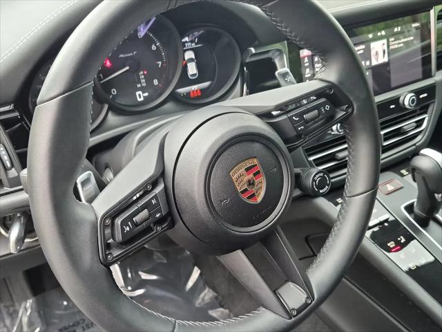 2025 Porsche Macan T
