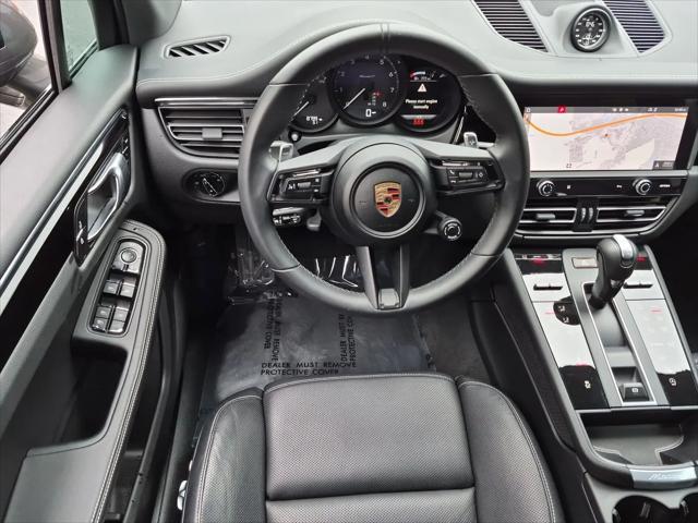 2025 Porsche Macan T