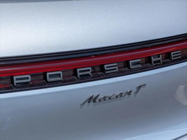 2025 Porsche Macan T