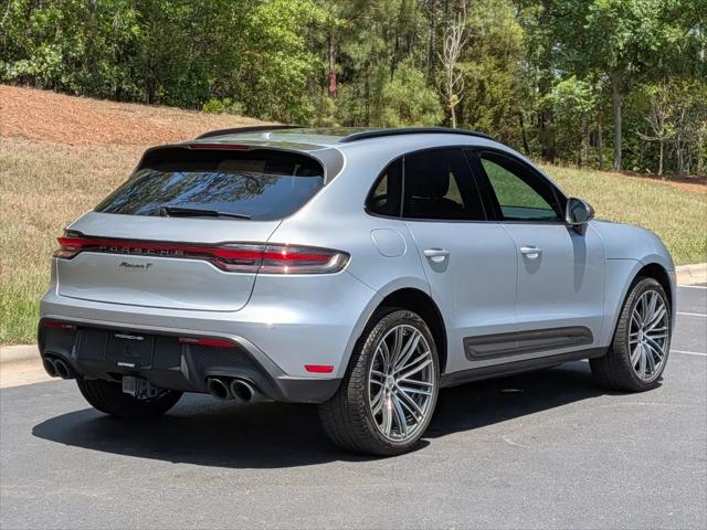 2025 Porsche Macan T