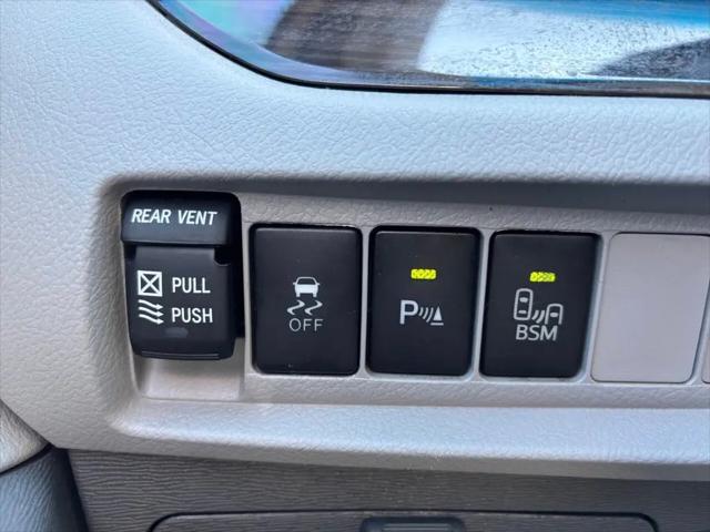 2017 Toyota Sienna XLE Premium 8 Passenger