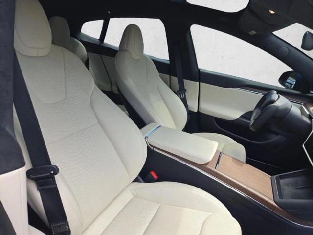 2022 Tesla Model S Dual Motor All-Wheel Drive