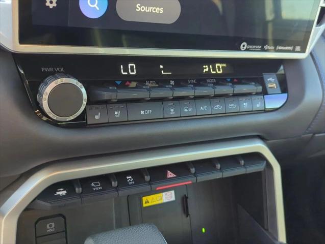 2023 Toyota Tundra Platinum