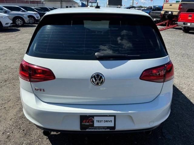 2017 Volkswagen Golf GTI Sport 4-Door