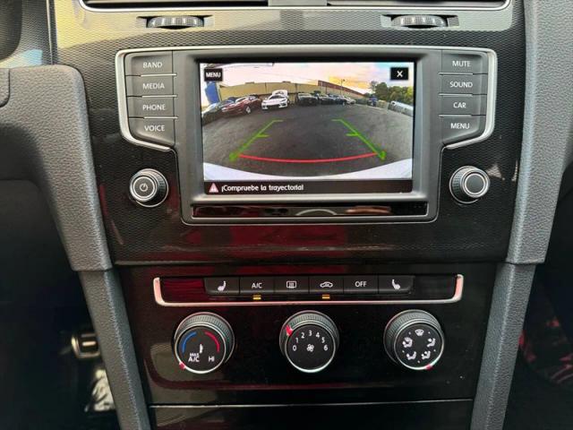 2017 Volkswagen Golf GTI Sport 4-Door