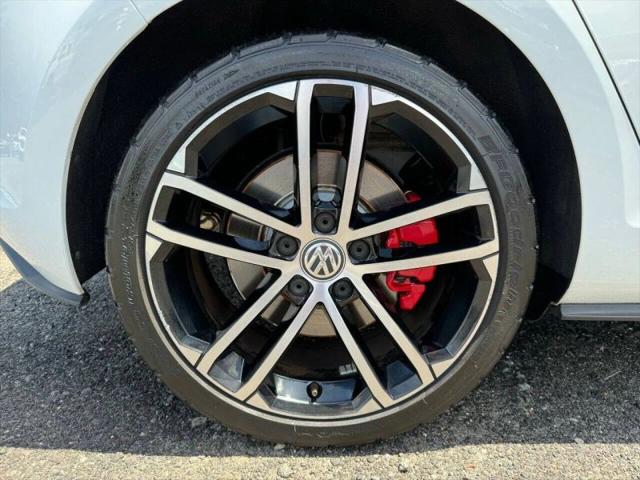 2017 Volkswagen Golf GTI Sport 4-Door