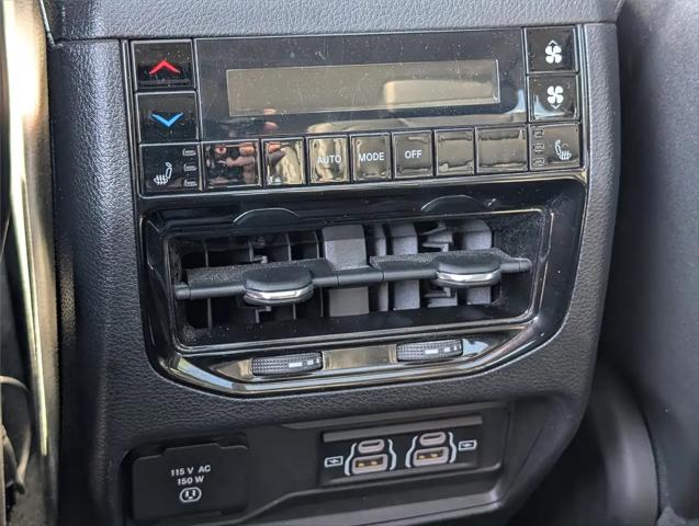 2023 Jeep Grand Cherokee L Limited 4x4